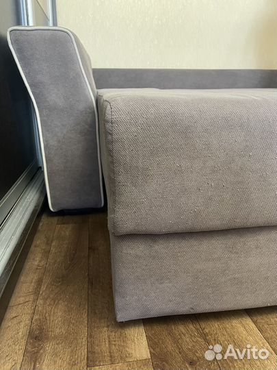 Диван прямой раскладной