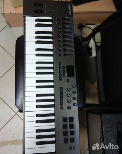 Midi клавиатура impact lx49+
