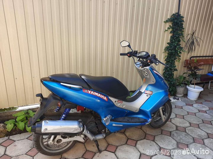 Скутер Yamaha