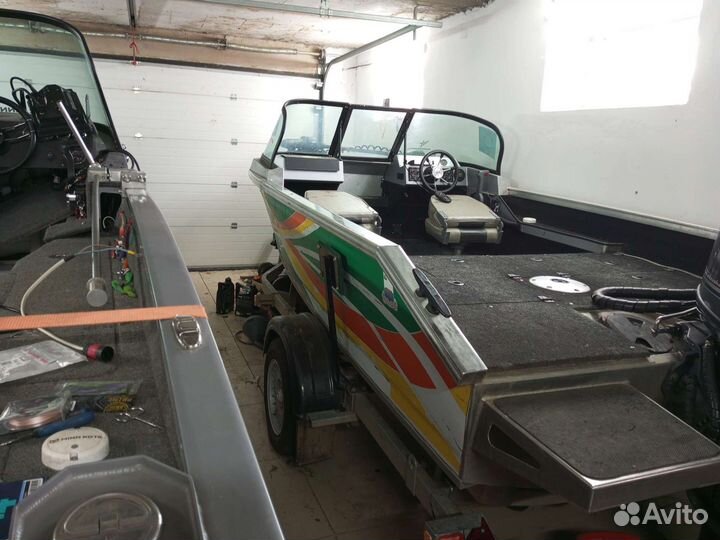 Лодка Волжанка 46 фишпро