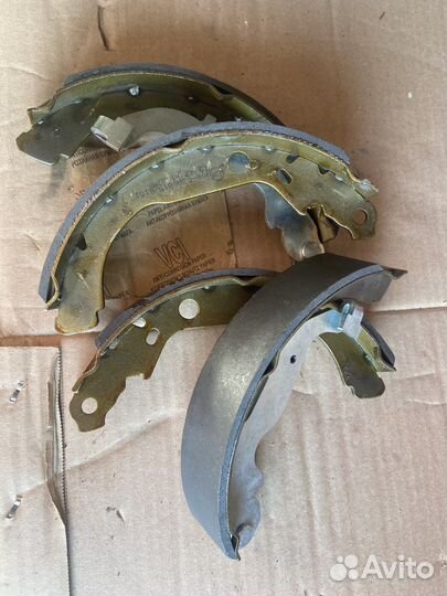 Тормозные колодки задние
