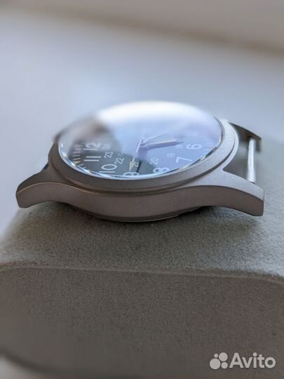 Часы Escapement Times