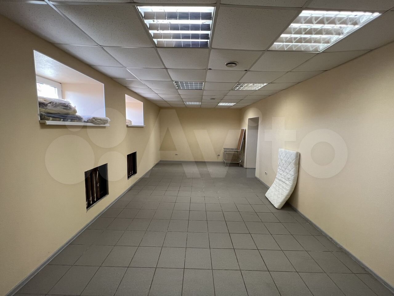 Нежилое помещение, 356 м²