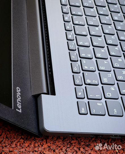 Игровой ноутбук lenovo ideapad 920MX