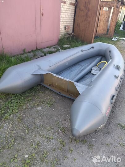 Лодка Кайман 360 бу