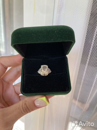 Серебряное кольцо