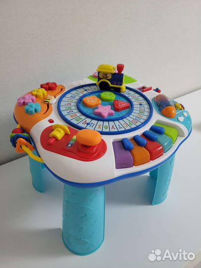 Развивающий столик baby go