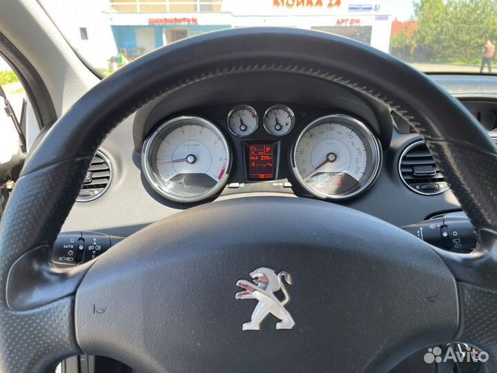 Peugeot 308 1.6 AT, 2012, битый, 122 283 км