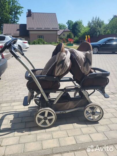 Коляска для двойни peg perego