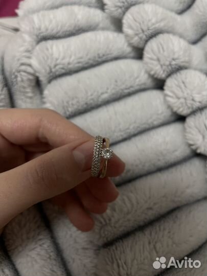 Золотое кольцо женское 17.5