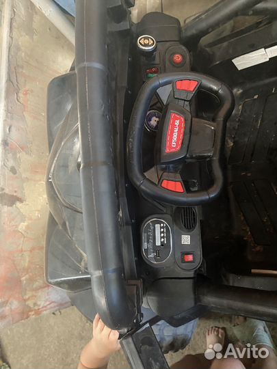 Детский электромобиль