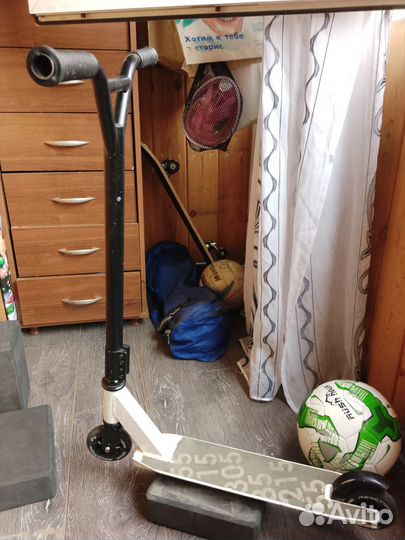 Трюковой самокат