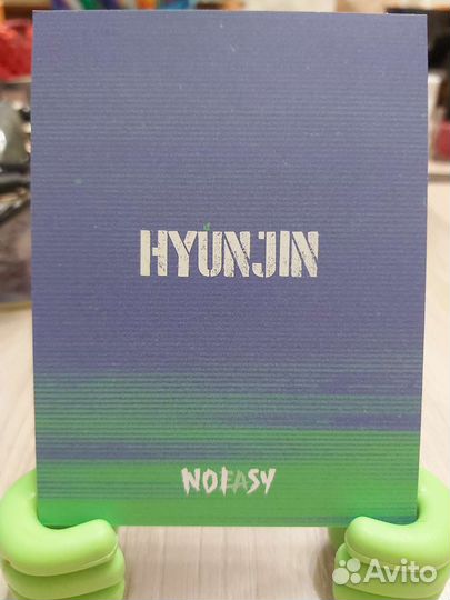 Stray kids карточки хенджин