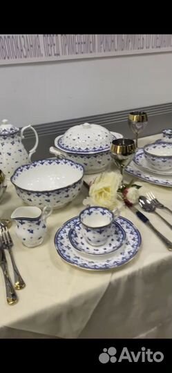 Столовый сервиз и чайный новый