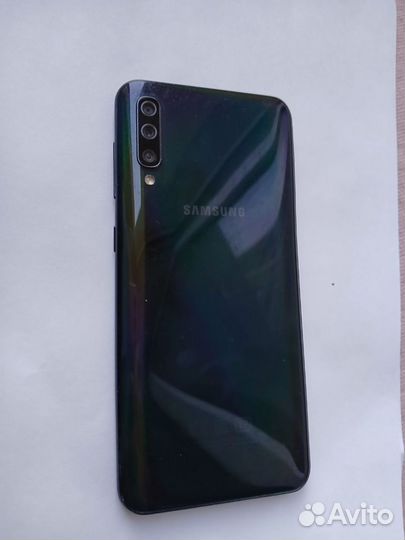 Samsung Galaxy A50, 4/64 ГБ