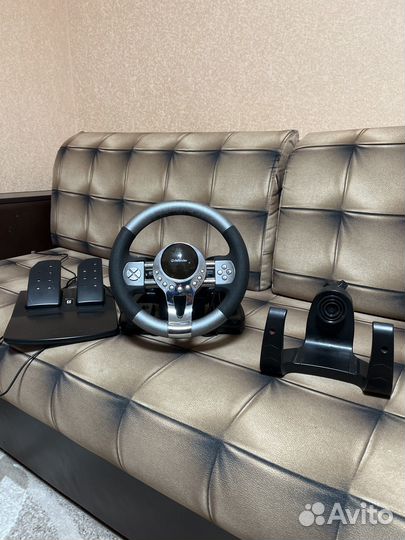 Игровой руль defender