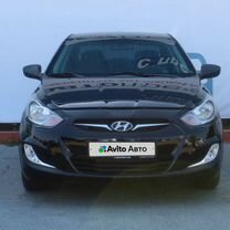 Hyundai Solaris 1.6 MT, 2013, 193 568 км, с пробегом, цена 950 000 руб.