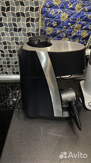 Кофеварка Morphy Richards 47003