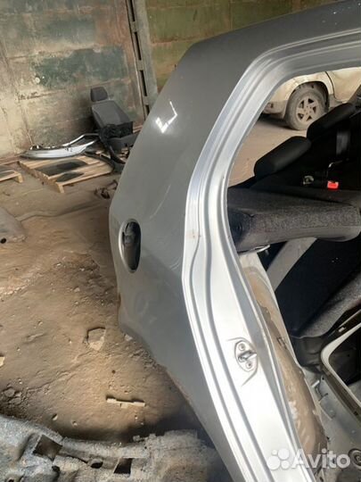 Крыло заднее правое Volkswagen Golf 1K BSE 2008