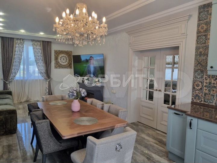 Дом 186,5 м² на участке 9,5 сот.