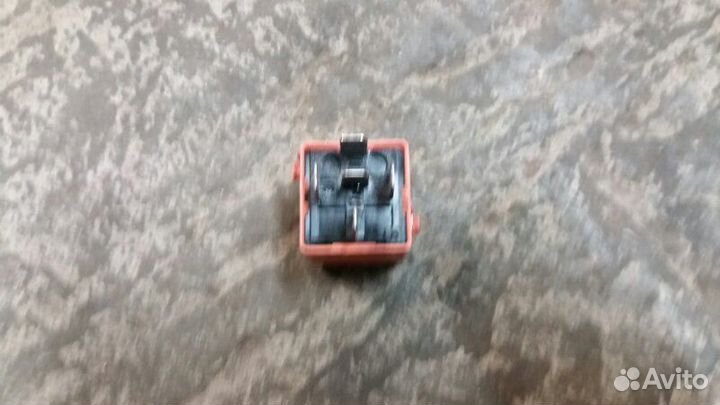 Реле CD чейнджер Lachsrot cd changer BMW 5 E60 E61