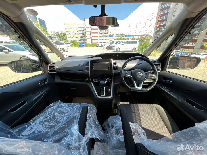 Nissan Serena 2.0 CVT, 2017, 40 000 км