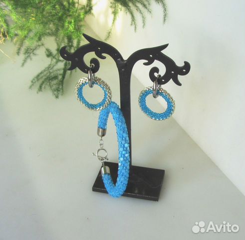 Комплект украшений серьги и браслет)