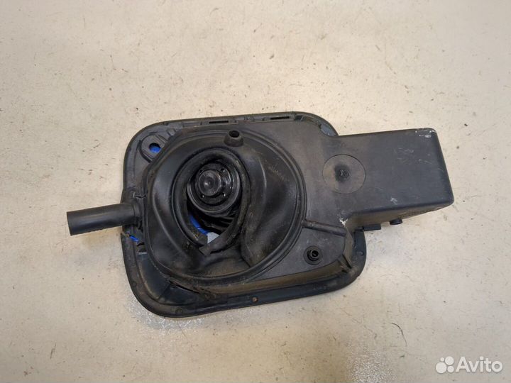 Лючок бензобака Volkswagen Beetle, 2002