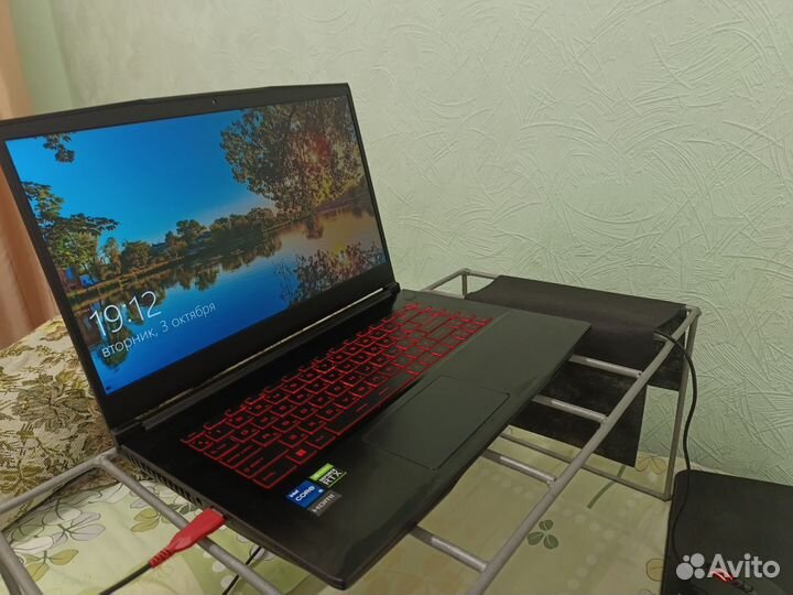 Ноутбук msi gf63 thin 11 uc
