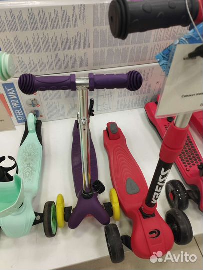 Самокат детский новый