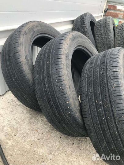 Michelin Latitude Tour HP 215/60 R17