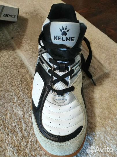 Кроссовки kelme