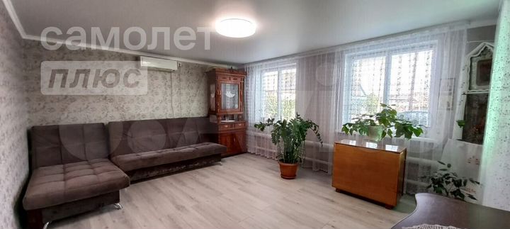 Дом 59,5 м² на участке 6,7 сот.