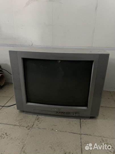 Продам телевизоры 1000