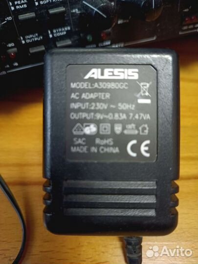 Alesis 3630