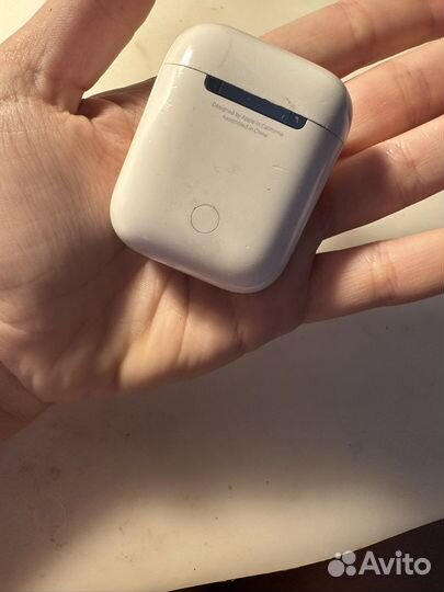 Беспроводные наушники apple airpods 1