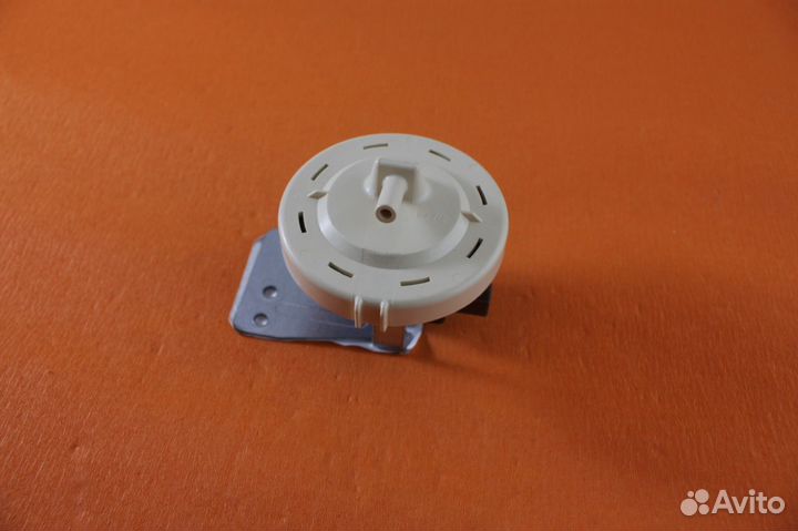 Датчик уровня воды в стиральной машины