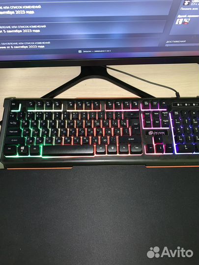 Игровая клавиатура и коврик игровой