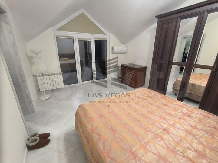 2-к. квартира, 50 м², 4/4 эт.