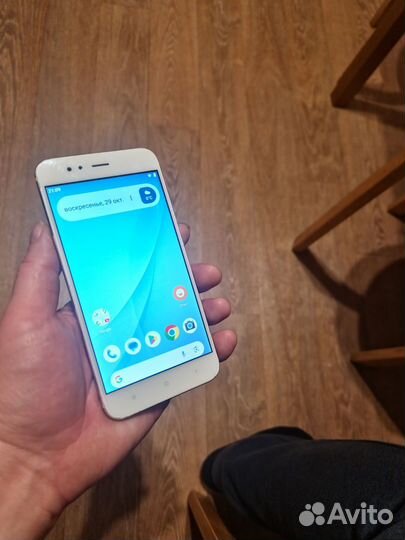 Xiaomi Mi A1 Android One, 4/64 ГБ