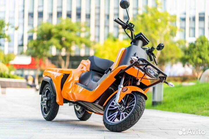 Электроскутер трицикл Three Wheels EEC HK360