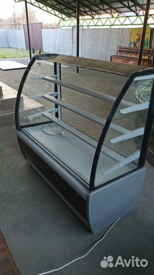 Холодильная витрина бу
