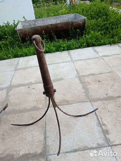 Якорь для лодки