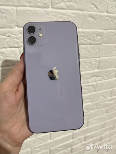 iPhone 11, 64 ГБ