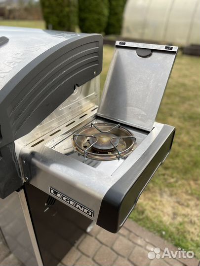 Газовый гриль Napoleon Legend 410