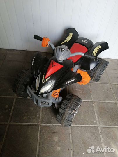 Детский квадроцикл на аккумуляторе