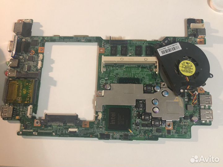 Материнская плата MSI U100