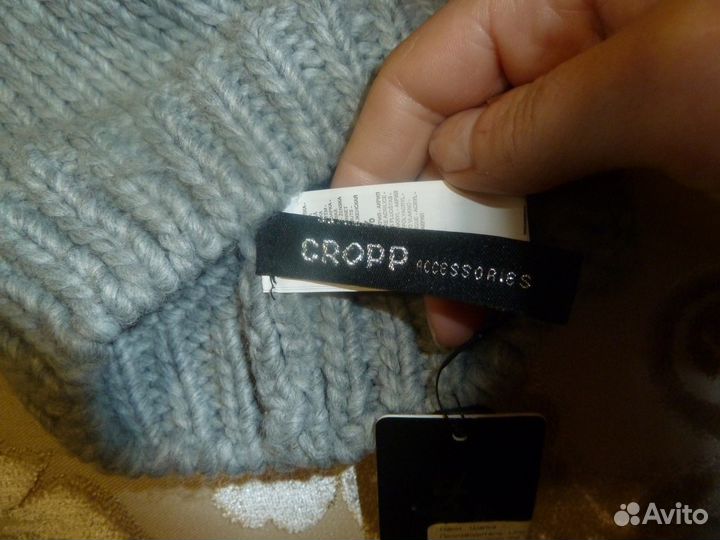 Шарфы и шапки. Разные. Зимние. Новые