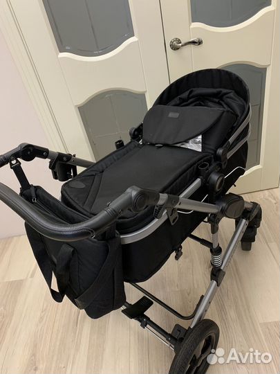 Коляска 3 в 1 с автолюлькой