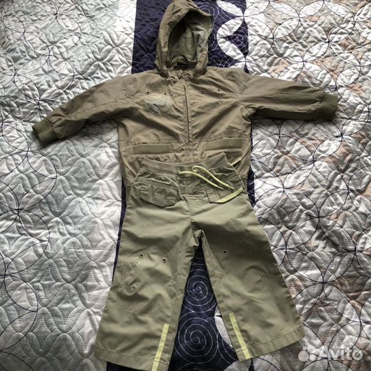 Ветровка и штаны, джинсовый костюм